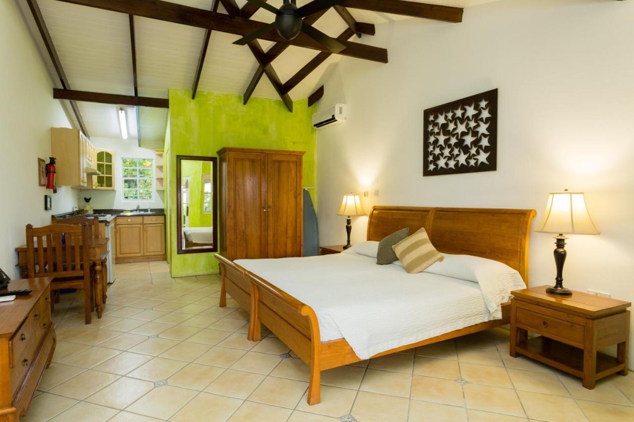 True Blue Bay Resort St. George's Ngoại thất bức ảnh