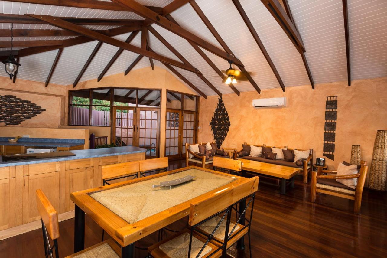 True Blue Bay Resort St. George's Ngoại thất bức ảnh
